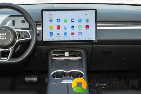 蓝电 E5 PLUS ，12万级插混SUV，带四驱、后排大屏，预售限时优惠2万-2