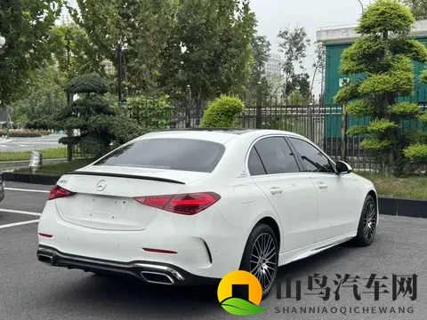2023款奔驰C级,准新一手车,35万公里值多少?-3