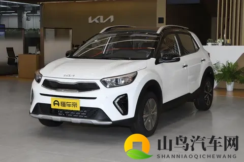 26款起亚奕跑上市：14L+CVT驾驶平顺，补贴后608万元起售-2