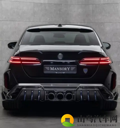 碳纤维外观+838匹马力！全新宝马M5 by Mansory亮相-1