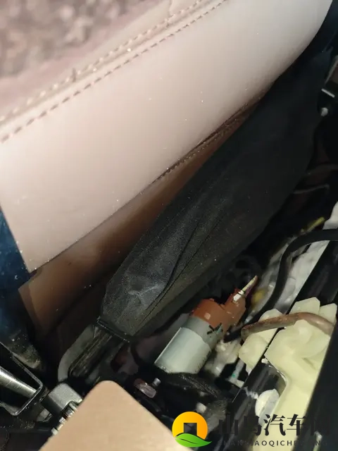 20多万拿下行政级座驾，20款奔驰E级还香吗？-3