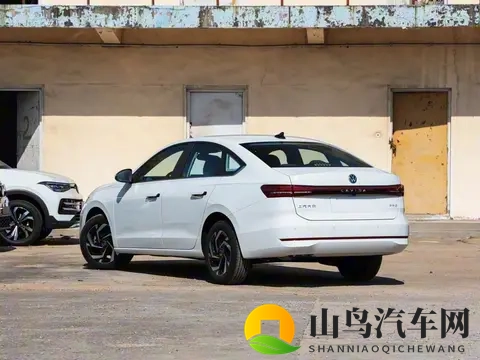 搭载15T发动机！大众朗逸Pro下线亮相，预计11月17日上市-1