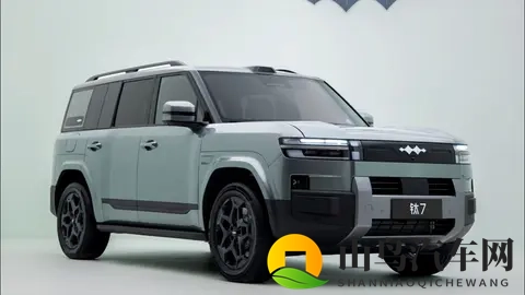 核心三大件不变！极氪007小改款曝光，870公里续航-1