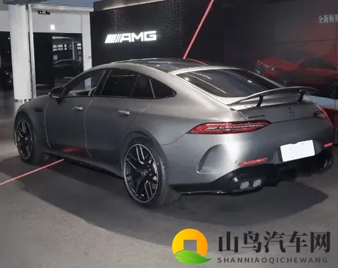 奔驰AMG-GT，卖不动了吗，困境求生难-2