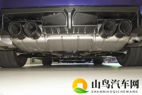 第一次上上海F1赛道就敢开180km_h?真实体验+避坑指南全在这-2