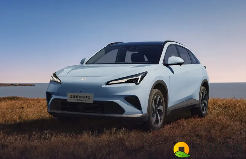 新款极狐阿尔法T5上市：增程、纯电可选，主打性价比-1