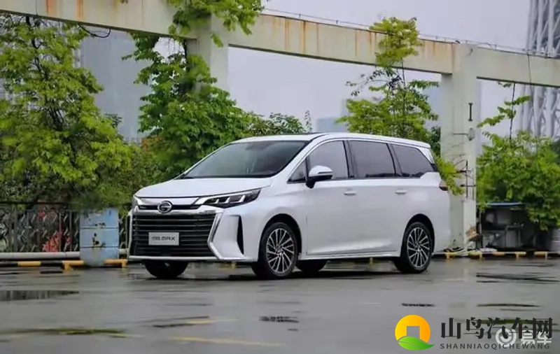 10万级神车推荐：15T+7速，大7座，三排可放平-1