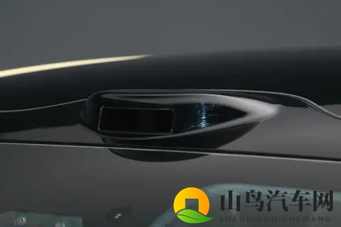 one.yg13.aqq一个致敬韩寒:韩寒汽车世界:速度与梦想的碰撞-2