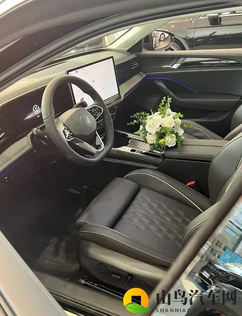 迈腾B9亮相，按键回归引热议，传统车还能这样玩？-2