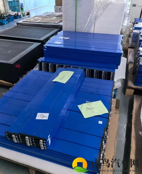 为什么比亚迪汉L用的是磷酸铁锂电池，而不是三元锂？-2