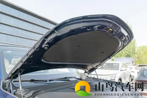 破局者之姿：深蓝S09，7个行李箱塞不满，“移动智慧空间”不虚传-2