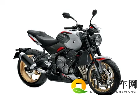 凯旋Trident 800“三叉戟”震撼登场!中量级街车市场迎来新霸主-1