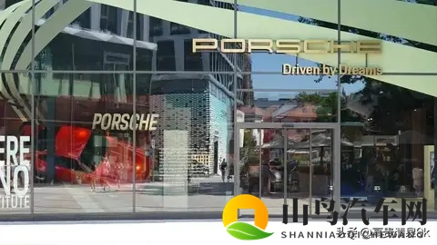 利润暴跌 99%、中国销量腰斩！百年保时捷从 “中年男人梦” 跌落-3