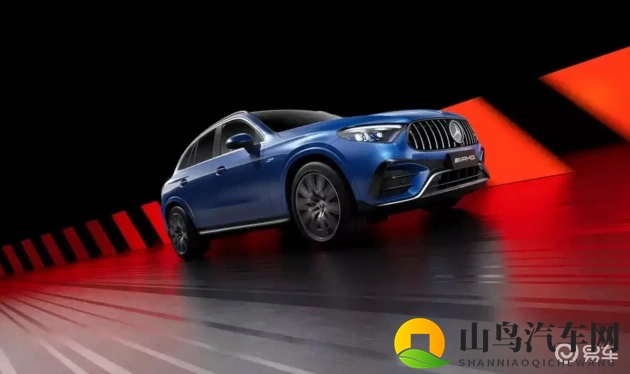 新款奔驰GLC AMG 43 4MATIC降价7.77万，配置升级加速快-1