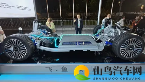 奇瑞风云T11正式上市，限时起售价1799万元-3