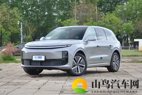 每日一款车-理想L6-2