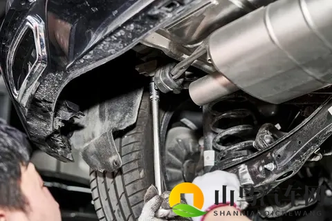 开车10年后才懂得，保养不只是勤换机油就可以，都是吃亏换的经验-1