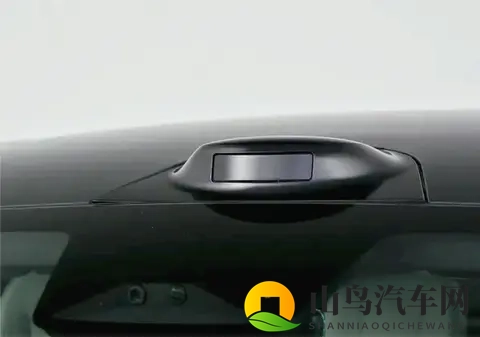 激光雷达+磁流变悬架+后驱底盘，豪华配置，深蓝L06 1399万起超值-1