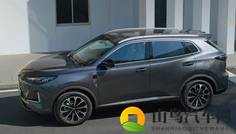 动力强，外观漂亮！长安新款SUV上市，喝92油，售价1129万-1