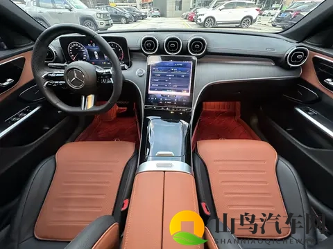 23年一手奔驰C级:20万出头,豪华座驾轻松拥有?-3