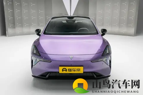 15万级新能源轿跑,配置拉满,动力不输30万的,别错过!-1