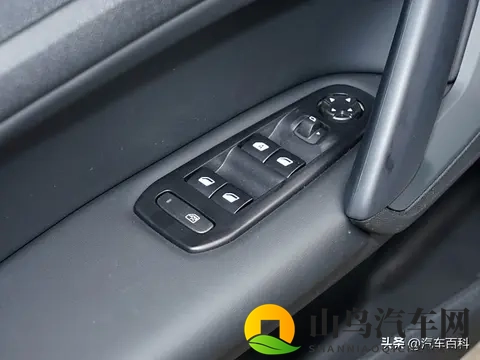 玻璃升降叫揺玻璃？踩油门控制的是进气量，为什么不叫踩气门？-1