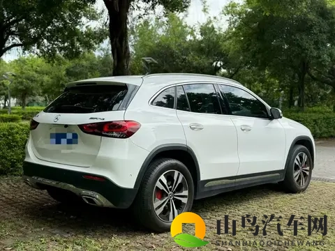 12万多拿下白色奔驰GLA，2020年上牌，圆你奔驰梦？-3