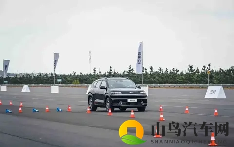 北京现代EO羿欧：1198万起的靠谱纯电SUV，到底值不值得买？-2