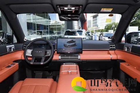 比路虎发现4好看,还能放无人机?钛7有着怎样的空间“魔法”?-3