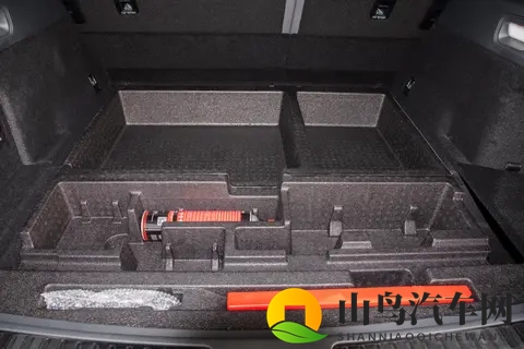 东风奕派2026款eπ008五座版,大空间+高舒适,家用购车选择-1