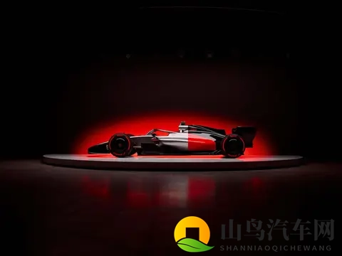 奥迪最新的F1长这样：-1