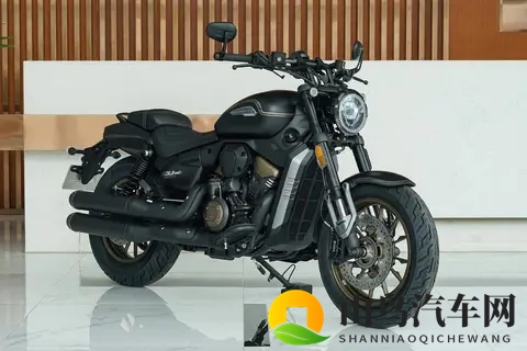 70岁也能考摩托驾照？保命指南：从TCS系统到头盔扣带的生死细节-2