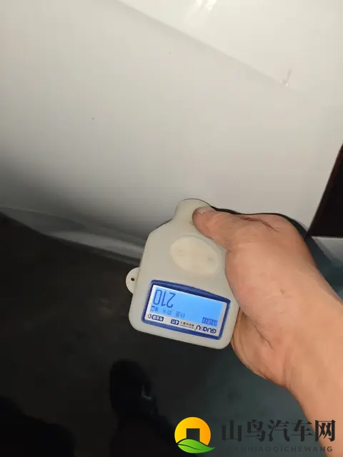 揉我胸 啊 嗯～下面出水视频：胸部按摩视频，女性私密出水片段-1