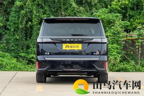 鸿蒙座舱5+华为乾崑，26款岚图梦想家实力诠释MPV新标杆-3