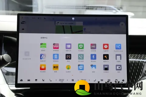 极氪009七座过道版：大空间，长续航，家用车选它稳了！-2