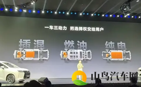 73万起，三种动力可选，五菱星光730把MPV价格“打”下来了！-3