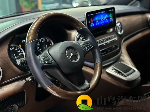 358万,宜商宜家,体验准新奔驰威霆的舒适空间-1