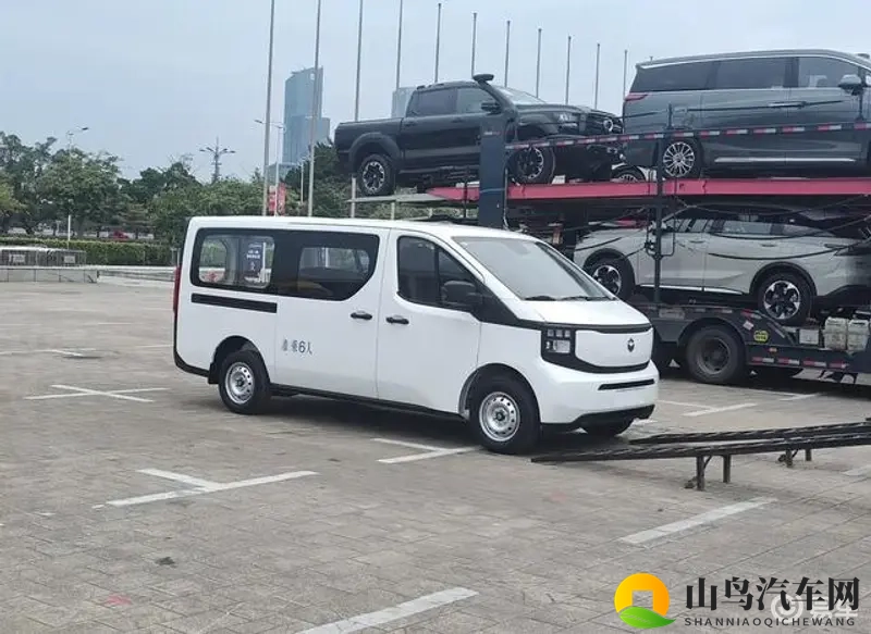 2025广州车展探馆：长安凯程V919荣耀版车展上市-1