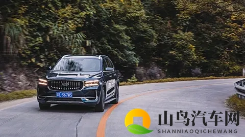 燃油车真凉了？10月新能源车市占率首度过半-1