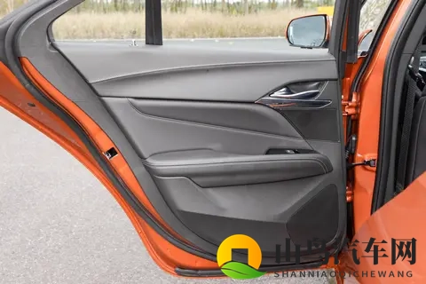 2023款凯迪拉克CT4这几个配置，到底该怎么选才不出错？-2