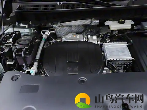 采用品牌最新设计语言,红旗HS6 PHEV预售定档11月15日-3