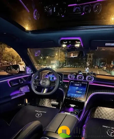 奔驰C260L驾驶体验：于细节处品味豪华质感-3