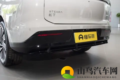 飞鱼底盘20加持，星纪元ET好开吗？-1