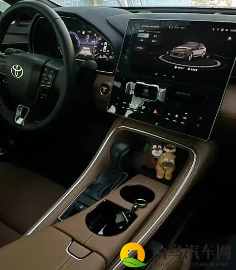 汽车内饰的漂亮事 好看不好看为啥两代人想法差这么多-1