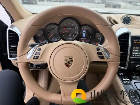 15万拿下保时捷卡宴,圆你豪车梦?14年30T,速度与豪华兼得-2