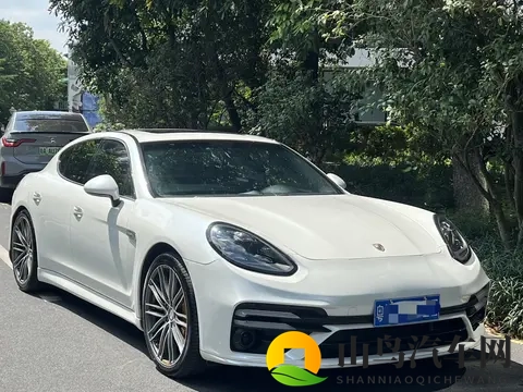 十年Panamera还能战！36L自吸，圆你保时捷梦-1