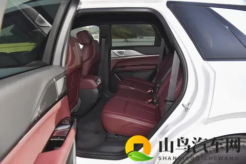 2026 款凯迪拉克 XT5 车型配置差异与场景适配分析-1