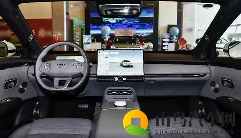 1099万起售!长安启源A06续航630km,9分钟快充真省心-3