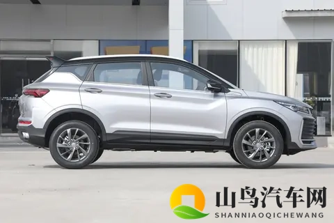 这三款小型SUV省油、能装、颜值高，最后一款优惠后不到10万-2