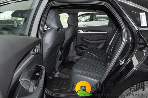 吉利星瑞2026款上市，外观设计更精致，配置全面，值得购买吗-2